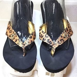 Guess Platform Sandals Size 8